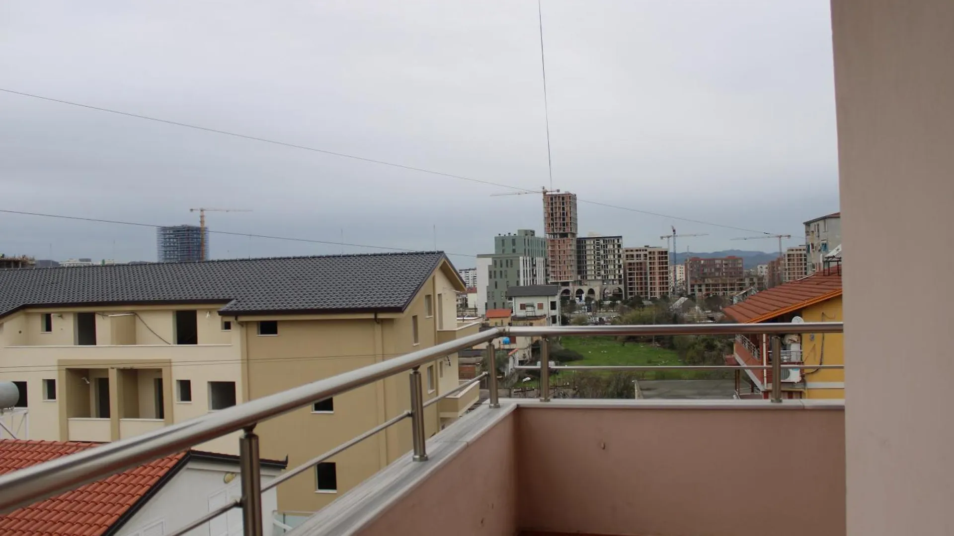 Haus Family Apartment Tirana