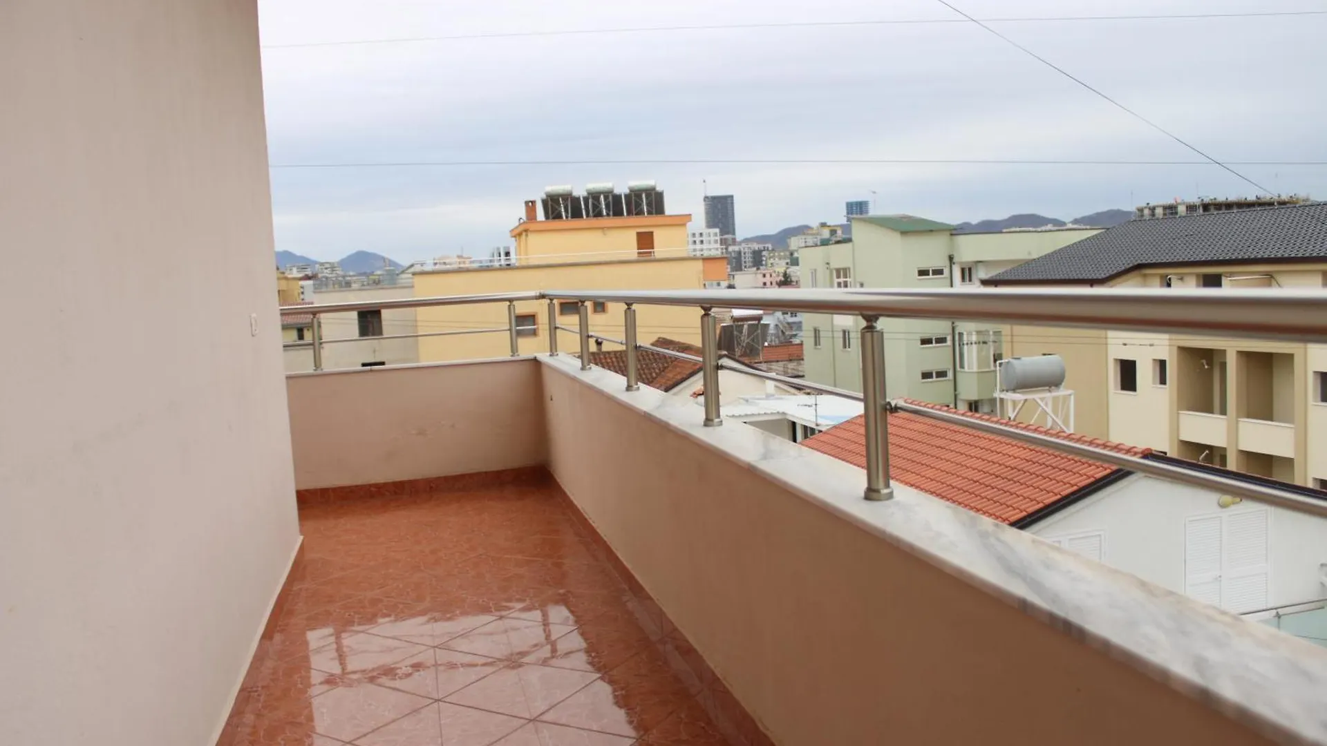 Haus Family Apartment Tirana